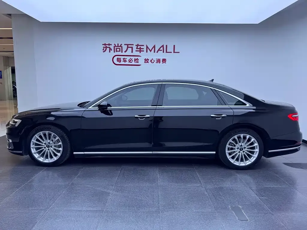 Audi A8 2021 из CN, фото 7