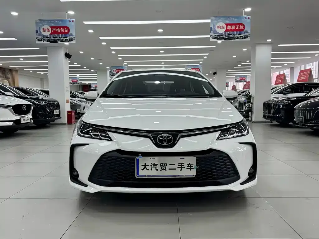 Toyota Corolla — фото 3