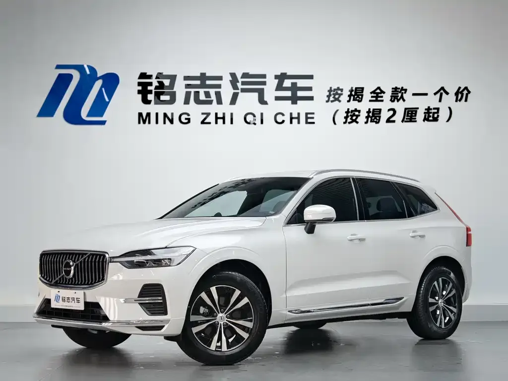 Volvo XC60 — фото 7