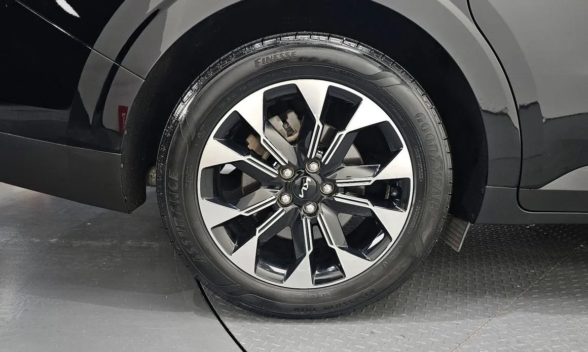 Kia Carnival 2023 из KR, фото 8