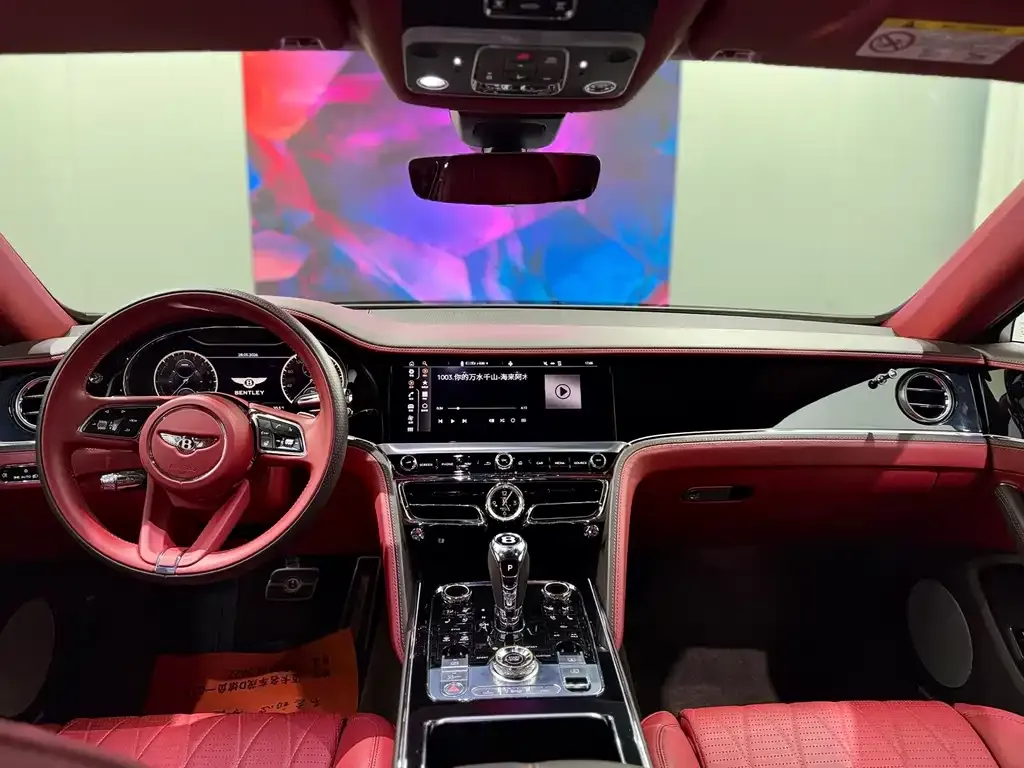Bentley Flying Spur PHEV — фото 7