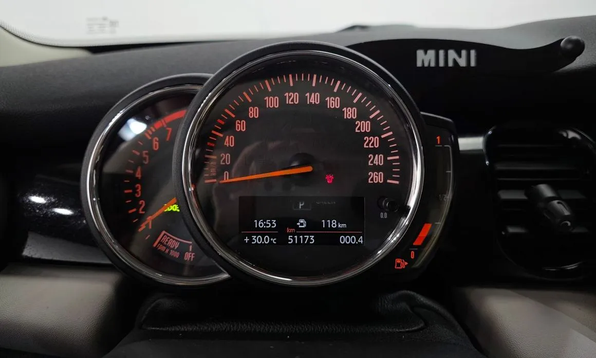 Mini Cooper 2022 из KR, фото 2