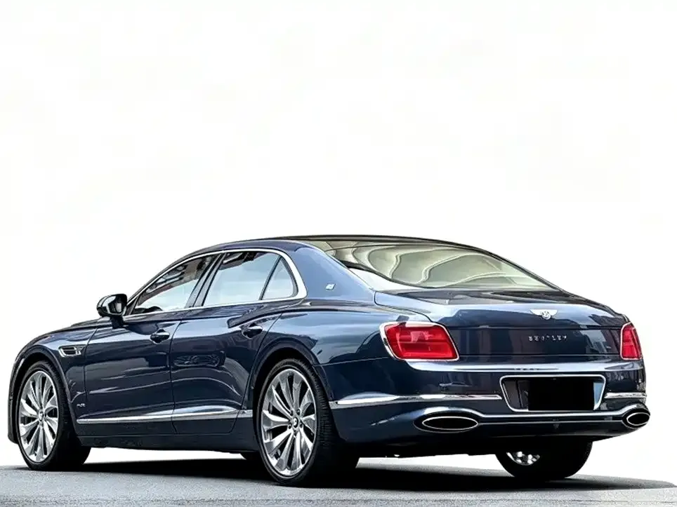 Bentley Flying Spur — фото 5