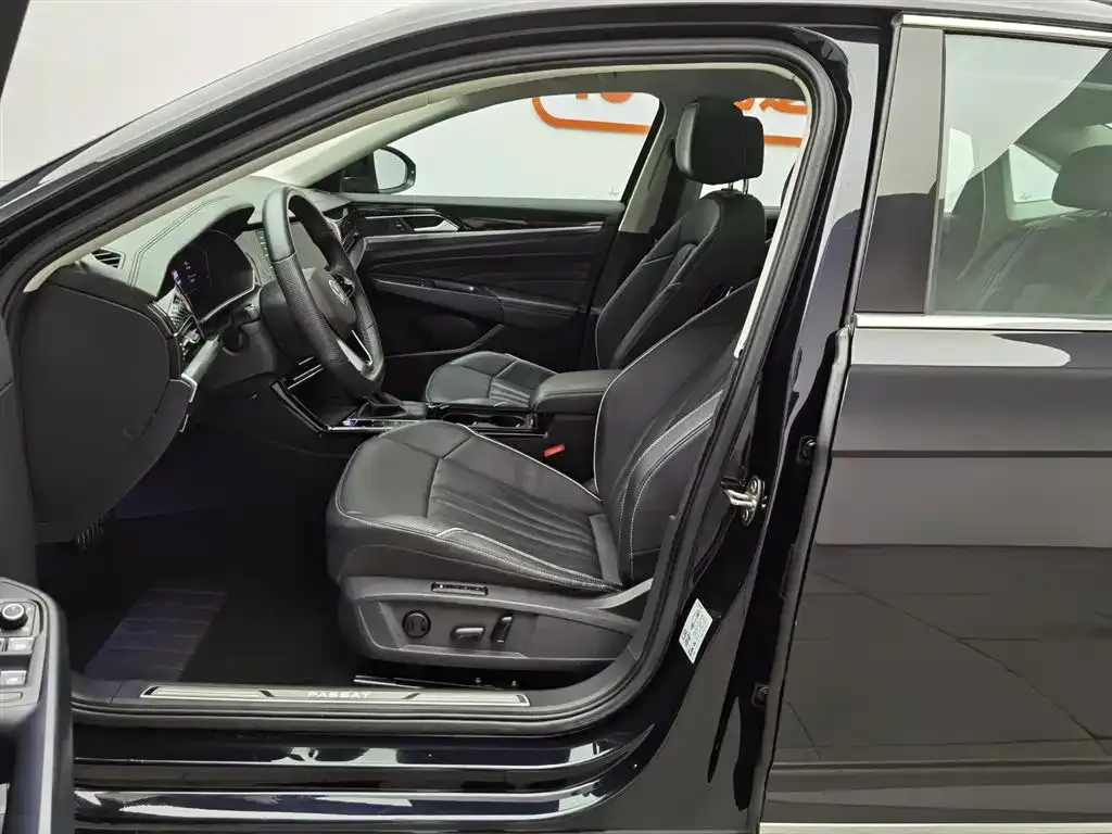 Volkswagen Passat — фото 5