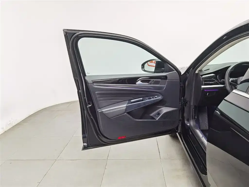 Volkswagen Passat — фото 4