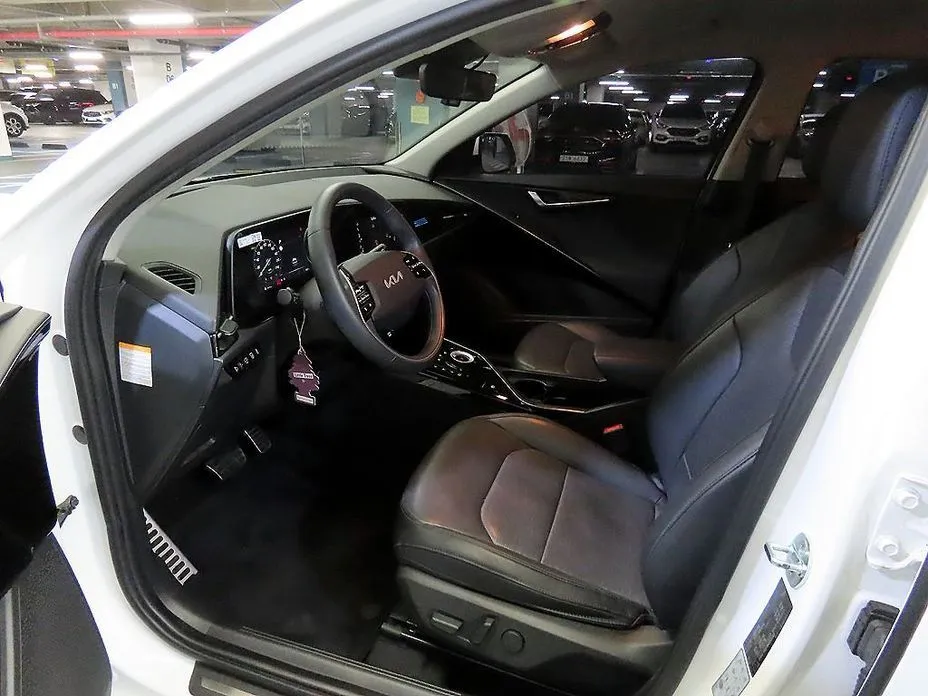 Kia Niro — фото 8