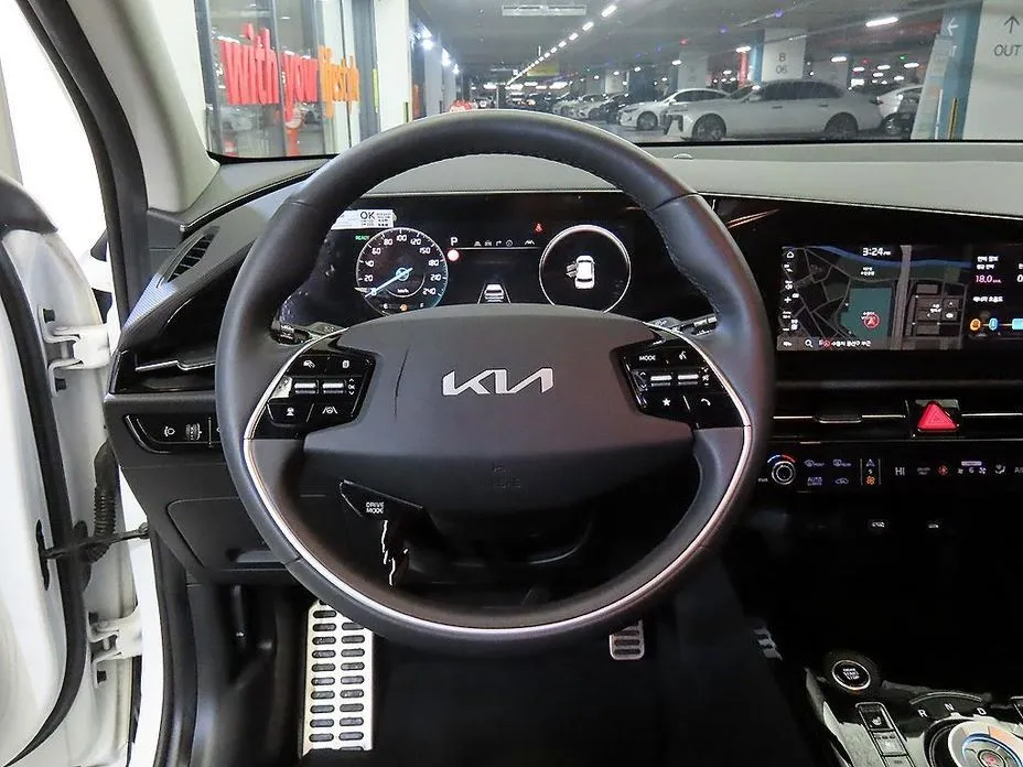 Kia Niro — фото 9