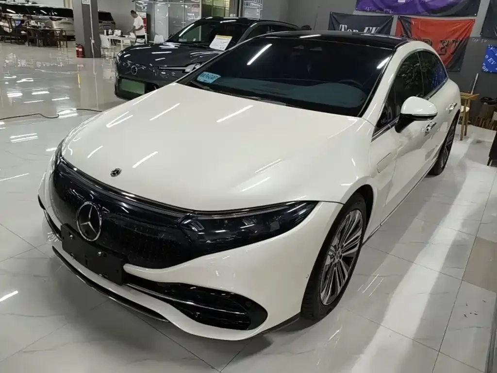 Mercedes-Benz EQS