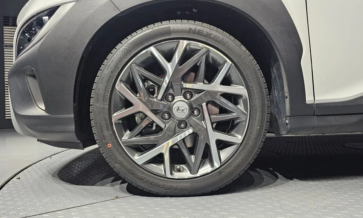 Hyundai Kona 2023 из KR, фото 9