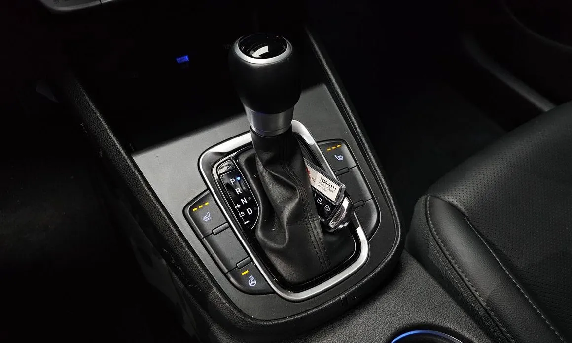 Hyundai Kona 2023 из KR, фото 6