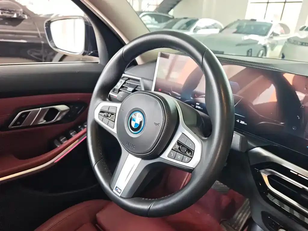 BMW i3 — фото 3