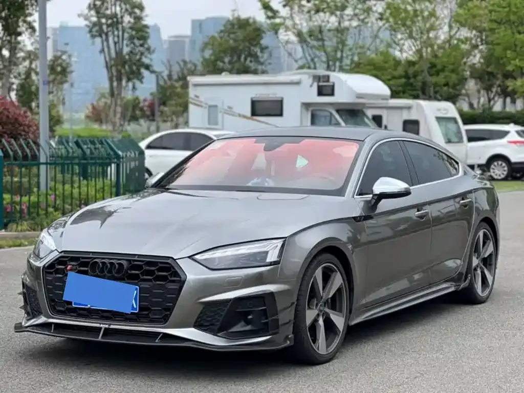 Audi S5