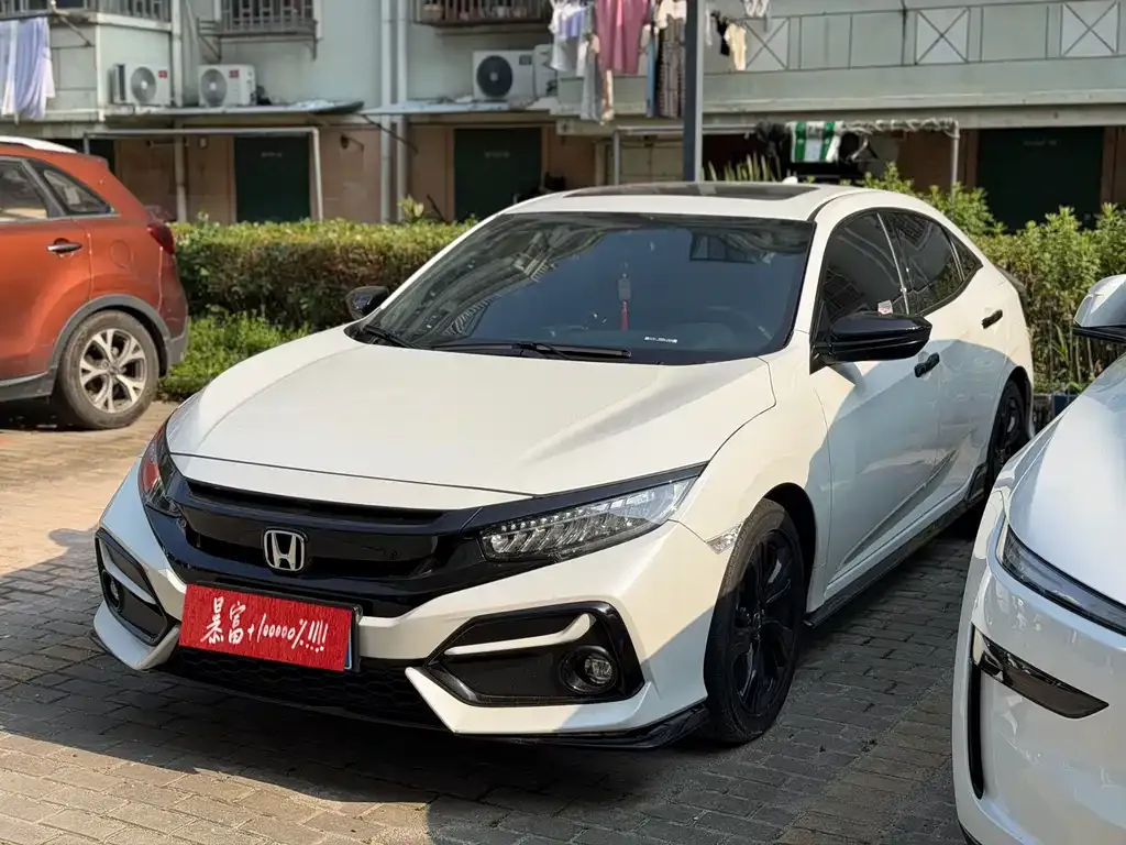 Honda Civic — фото 1