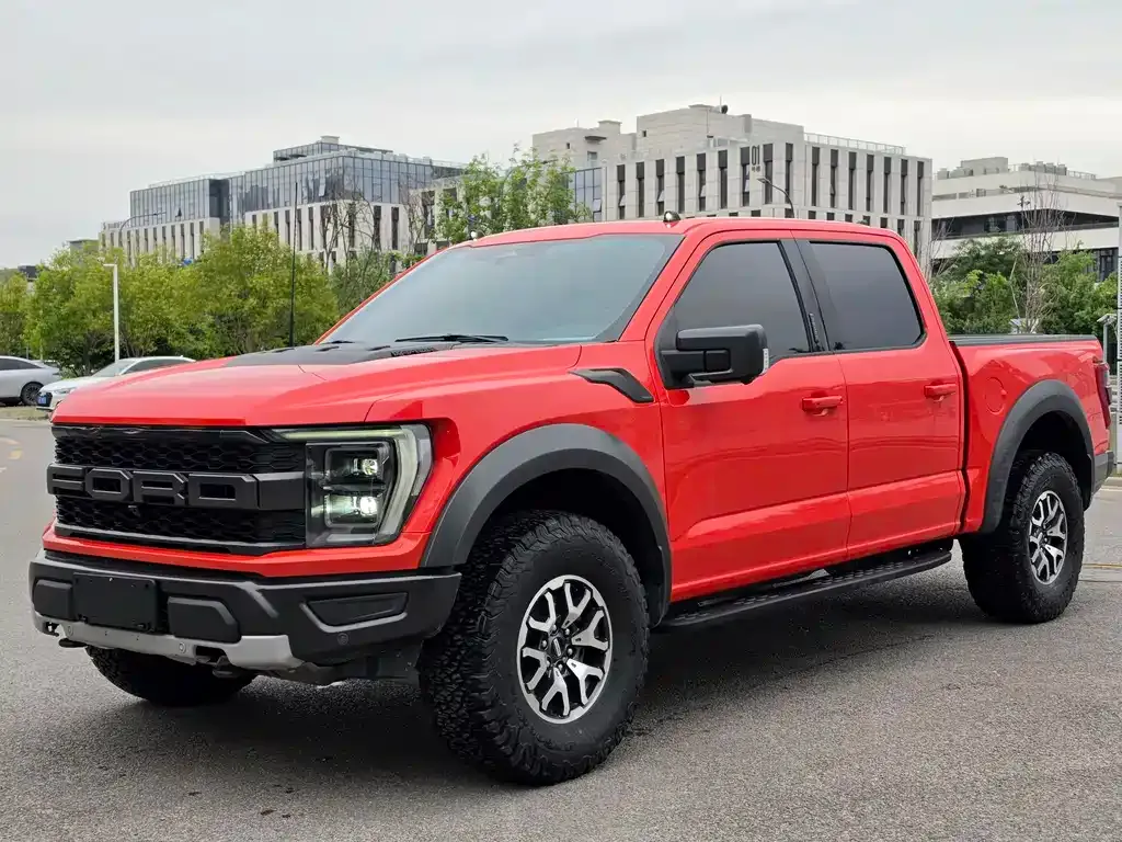 Ford F-150 Raptor — фото 1