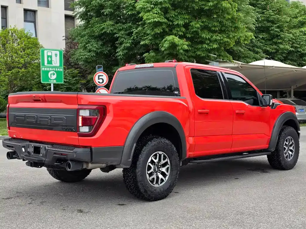 Ford F-150 Raptor — фото 6