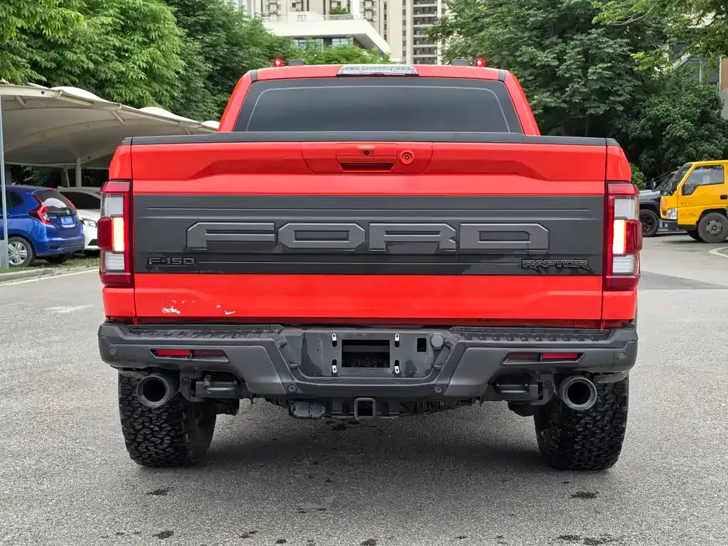 Ford F-150 Raptor — фото 9