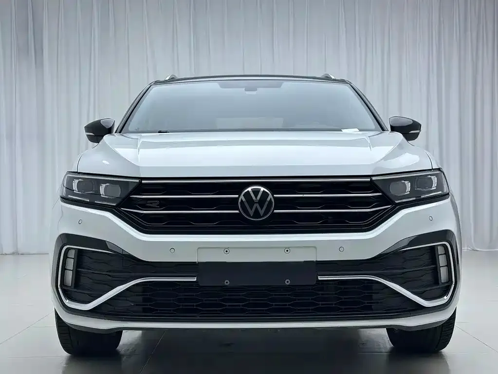Volkswagen T-Roc — фото 4