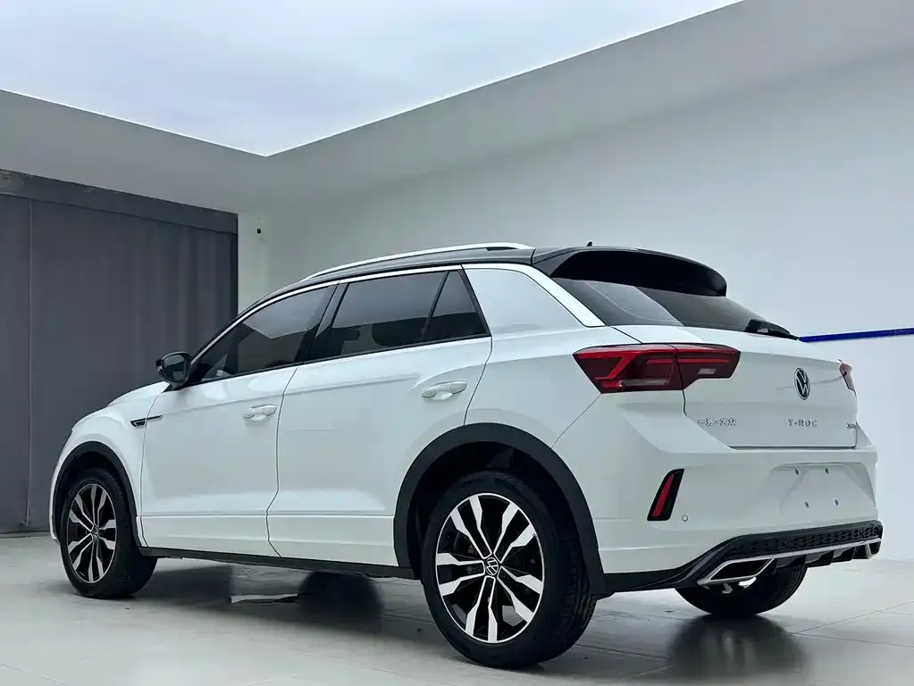 Volkswagen T-Roc — фото 2