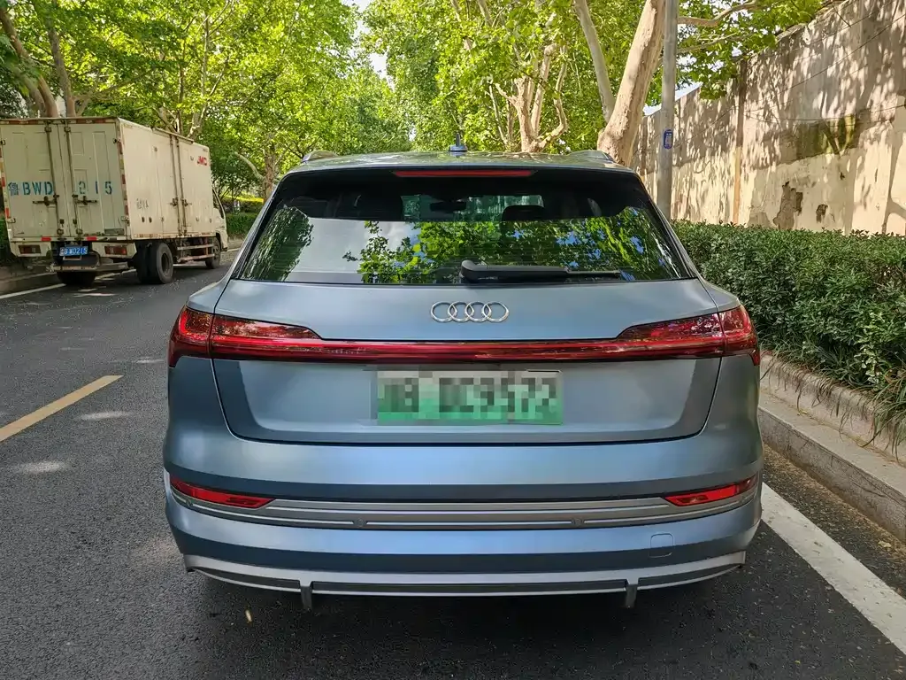 Audi e-tron 2021 из CN, фото 7