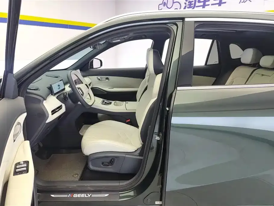 Geely Galaxy Xingjian 7 — фото 10