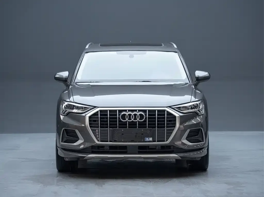 Audi Q3 — фото 10