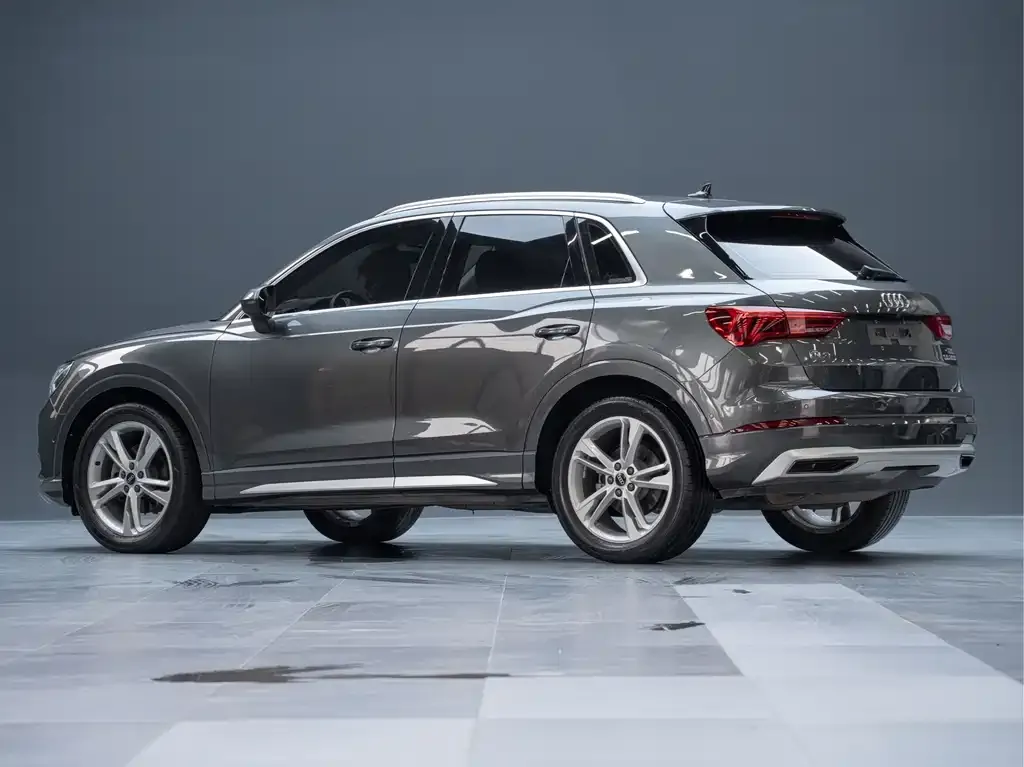 Audi Q3 — фото 7