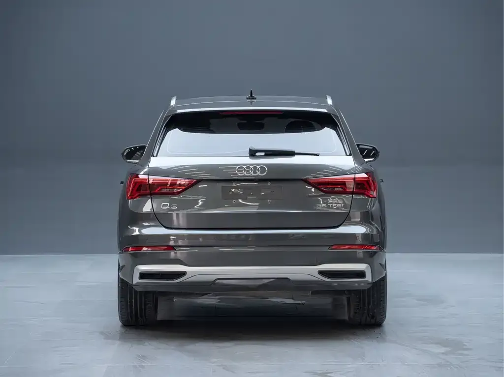 Audi Q3 — фото 4