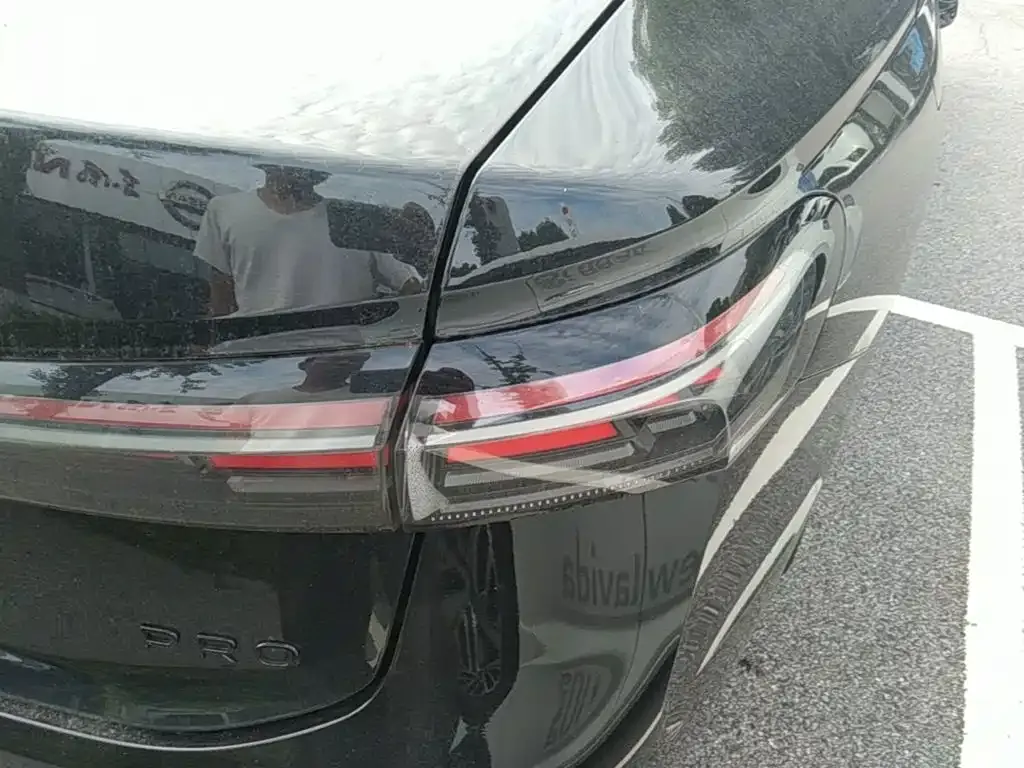 Volkswagen Passat — фото 8