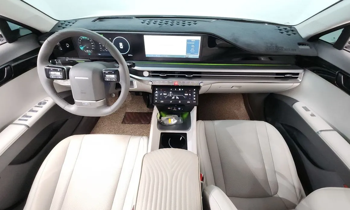 Hyundai Grandeur 2024 из KR, фото 7