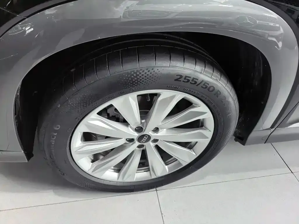 Audi Q6 2024 из CN, фото 4