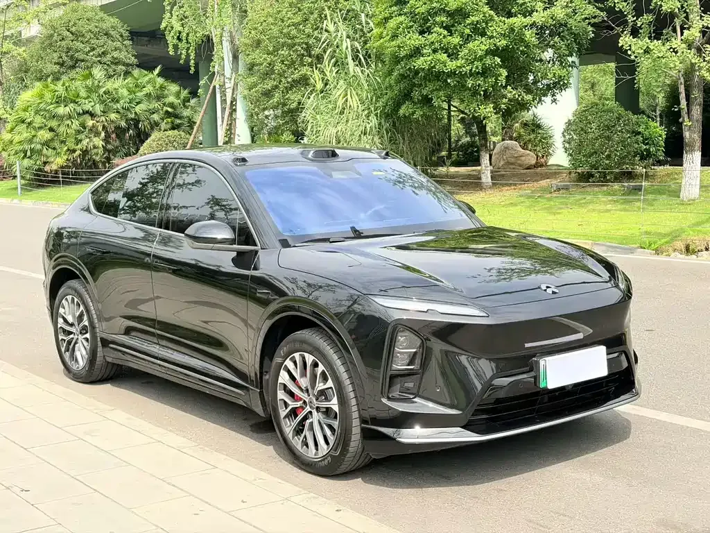 NIO EC6 — фото 9