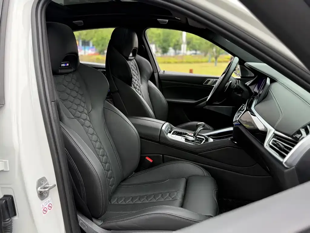 BMW X6 M 2022 из CN, фото 2