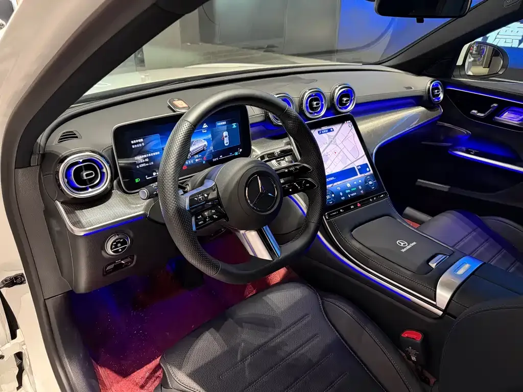 Mercedes-Benz C-Class — фото 10