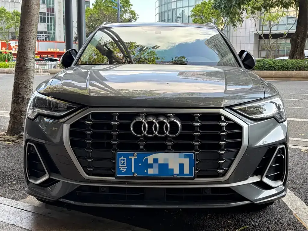 Audi Q3 2021 из CN, фото 4