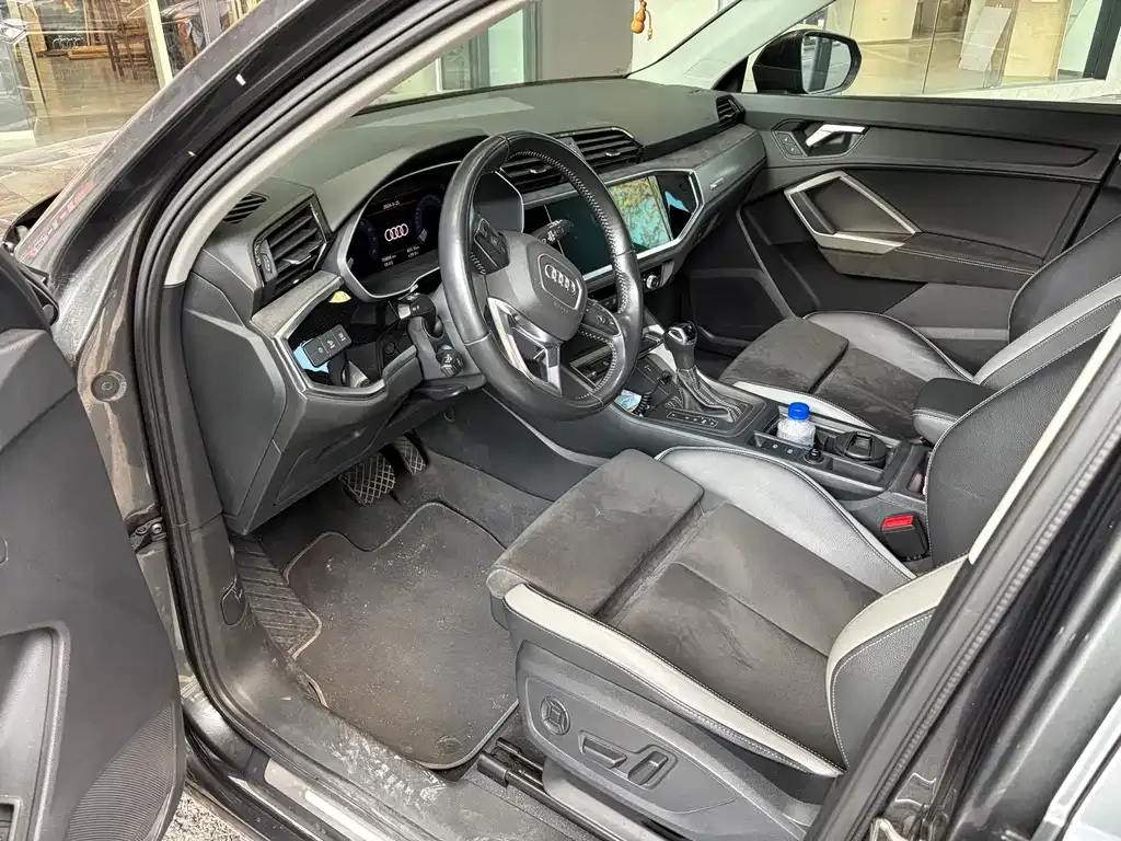 Audi Q3 2021 из CN, фото 2