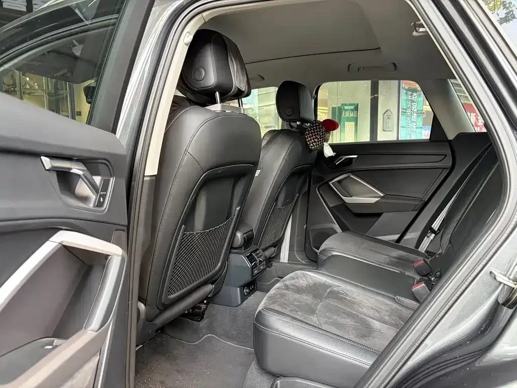 Audi Q3 2021 из CN, фото 9