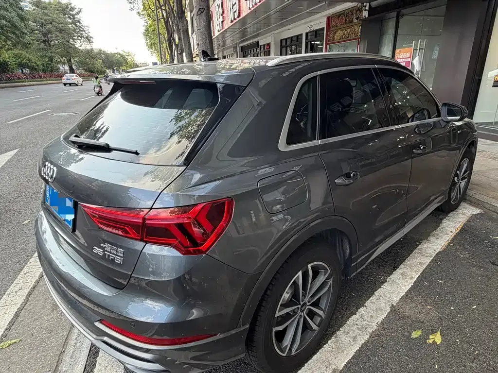 Audi Q3 2021 из CN, фото 3