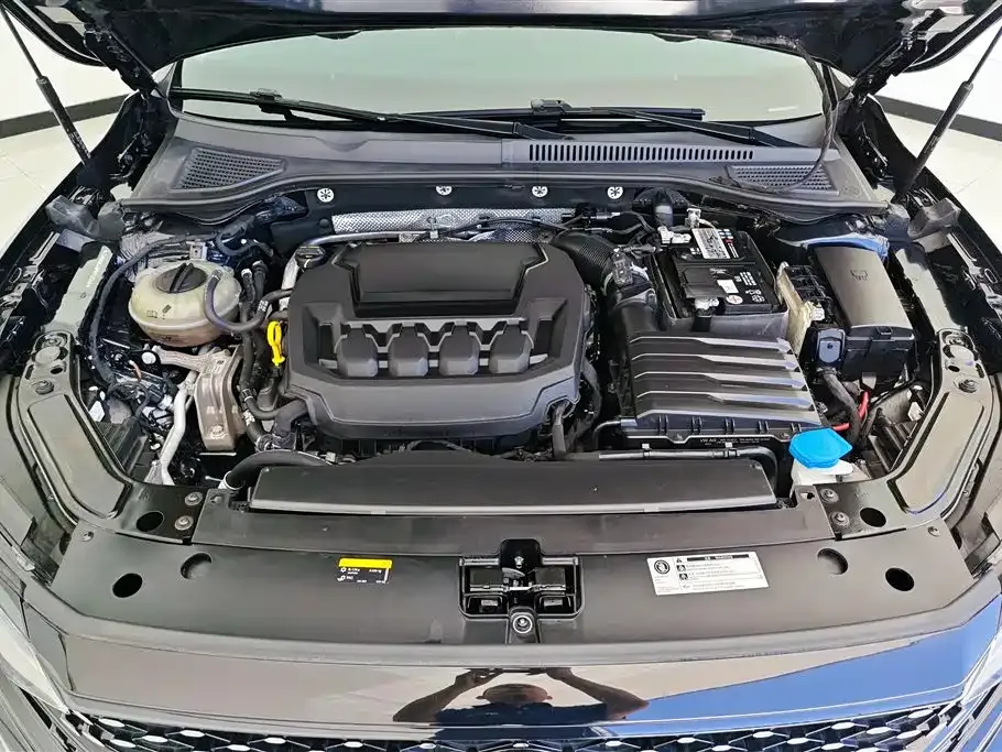 Volkswagen Passat — фото 8