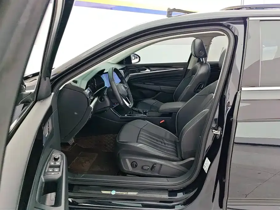 Volkswagen Passat — фото 7