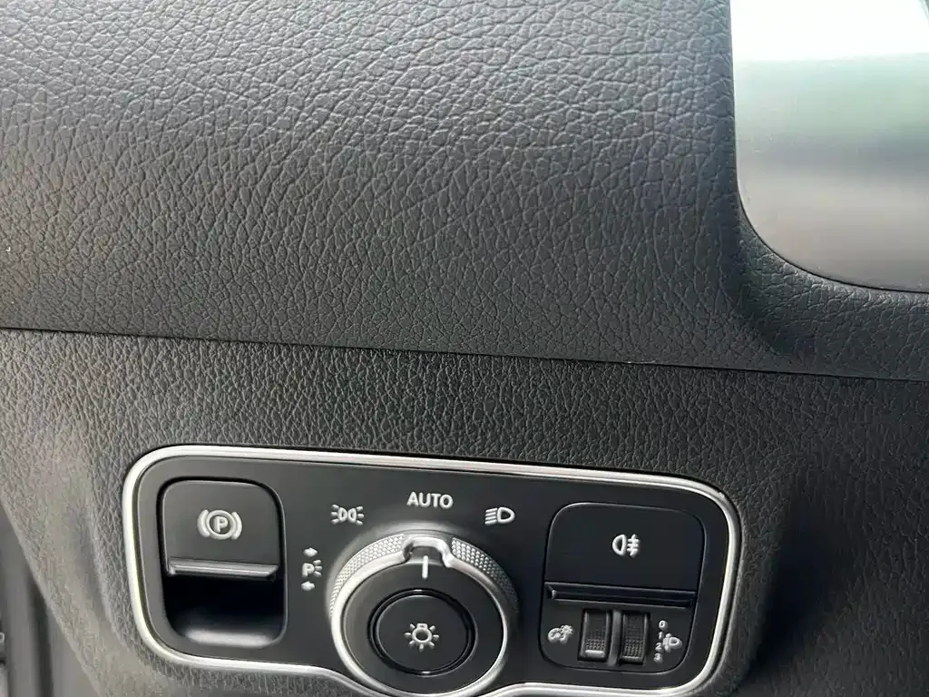 Mercedes-Benz GLB 2022 из CN, фото 8