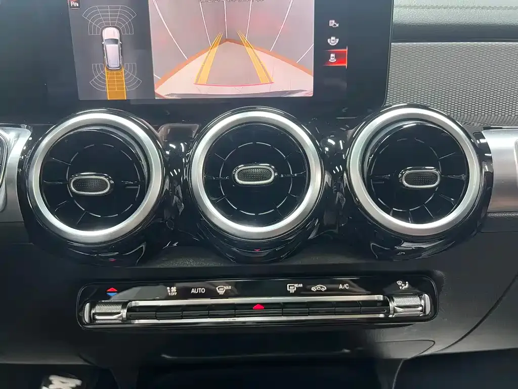 Mercedes-Benz GLB 2022 из CN, фото 10