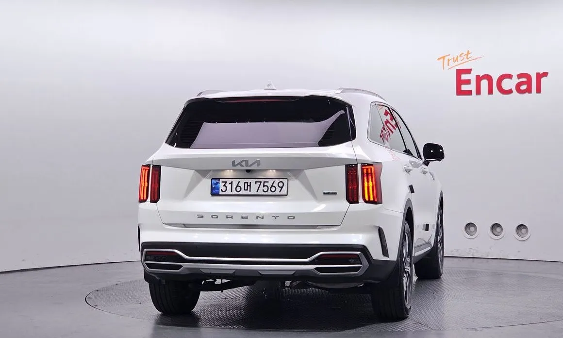 Kia Sorento — фото 3