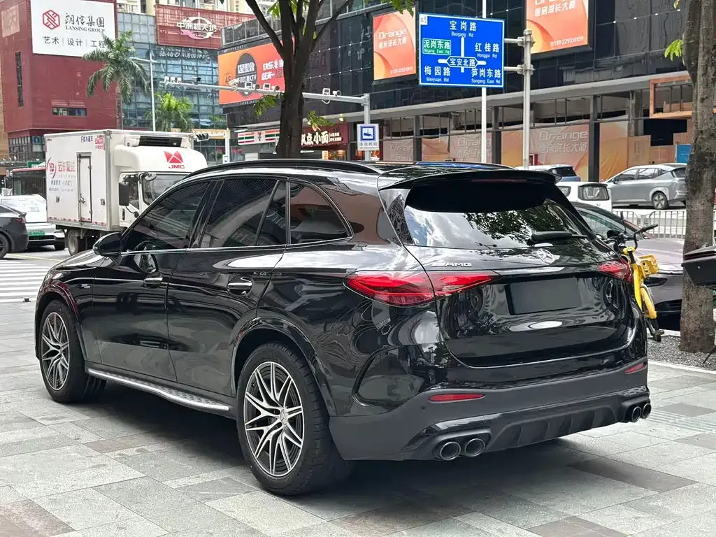 Mercedes-Benz GLC AMG — фото 10