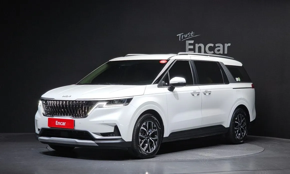 Kia Carnival 2023 из KR, фото 1
