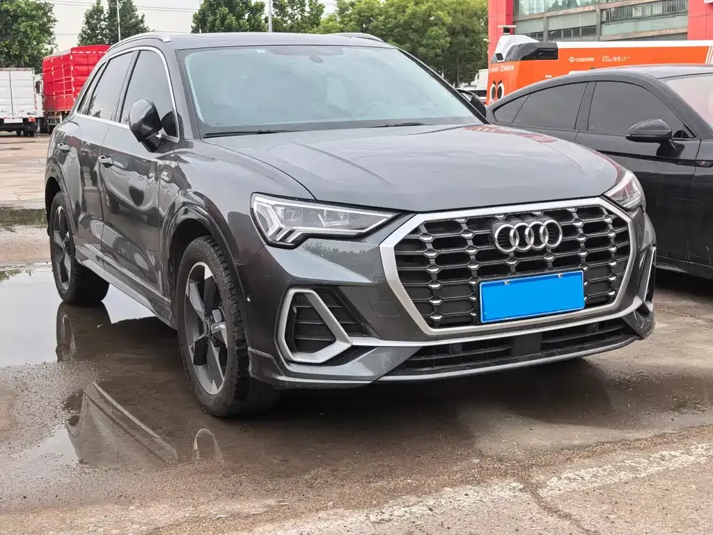 Audi Q3 — фото 5