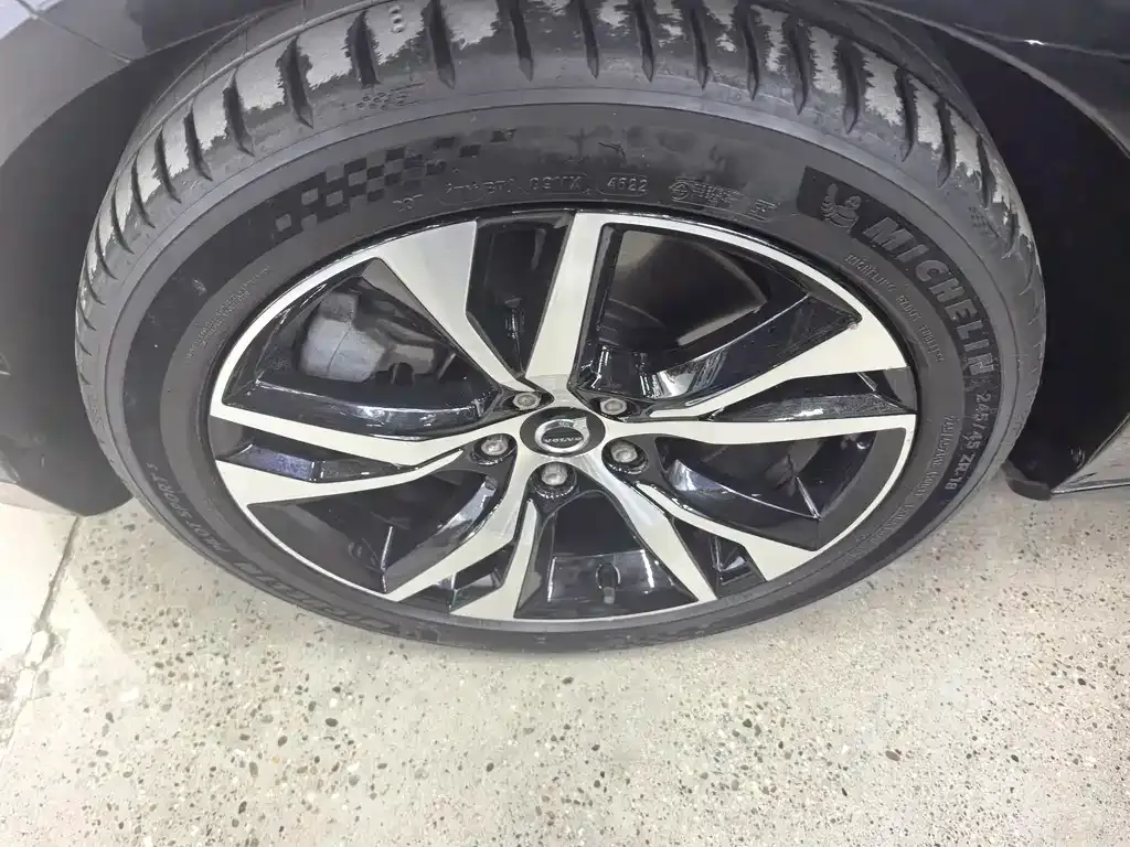Volvo S90 PHEV 2021 из CN, фото 9