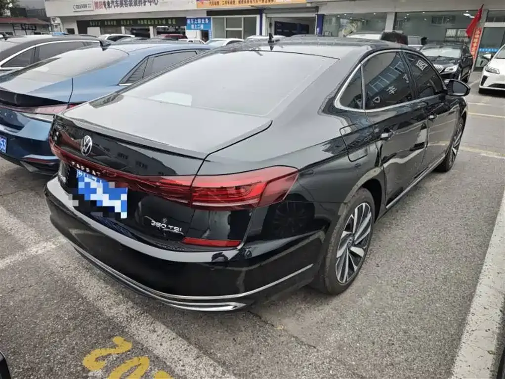Volkswagen Passat — фото 3