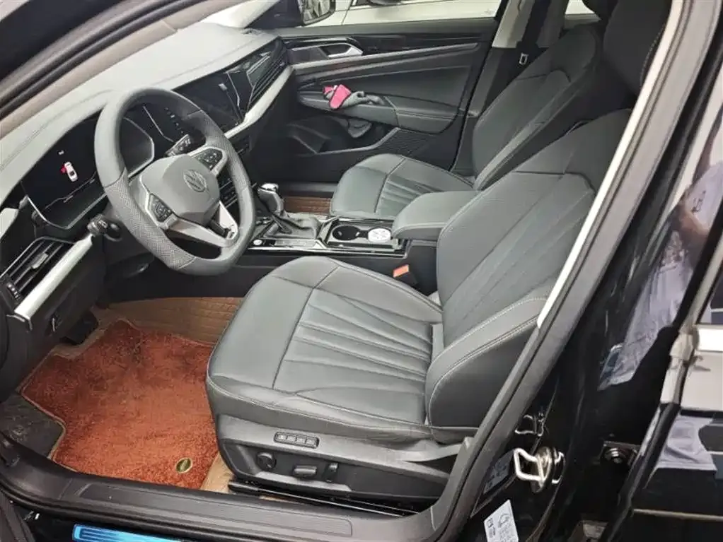 Volkswagen Passat — фото 5