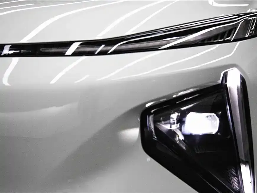 Geely Galaxy L7 — фото 9
