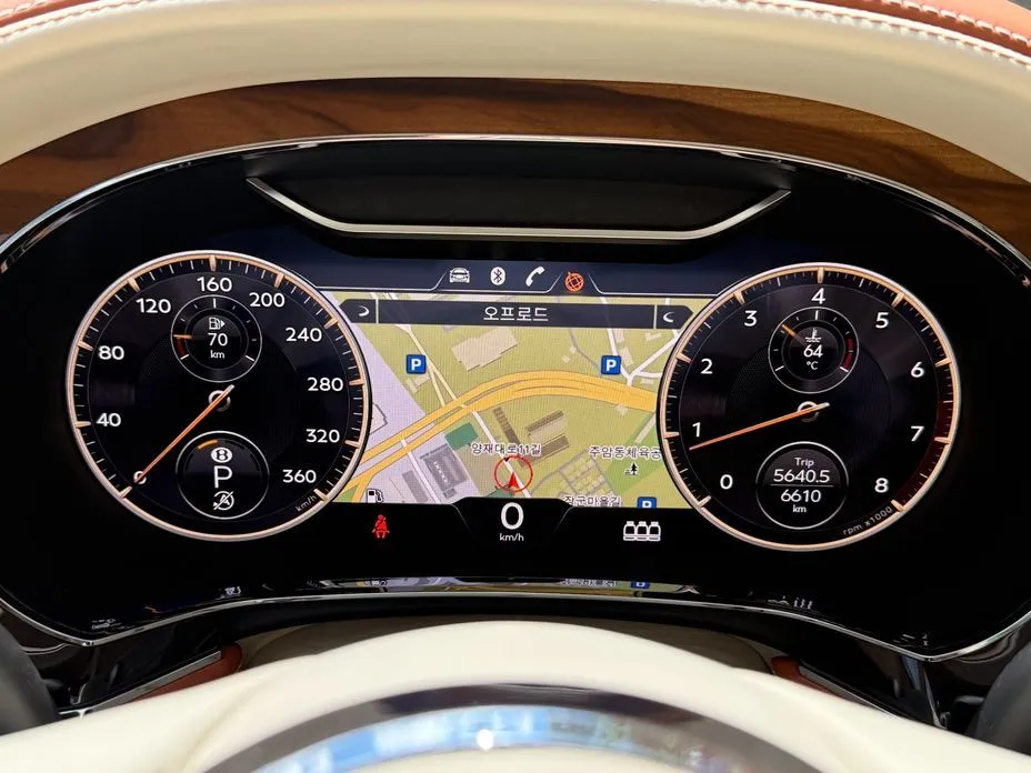 Bentley Flying Spur 2023 из KR, фото 2